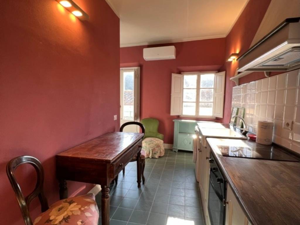 appartamento in affitto a Lastra a Signa in zona Brucianesi