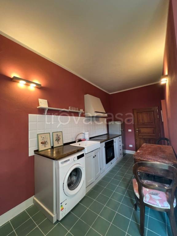 appartamento in affitto a Lastra a Signa in zona Brucianesi