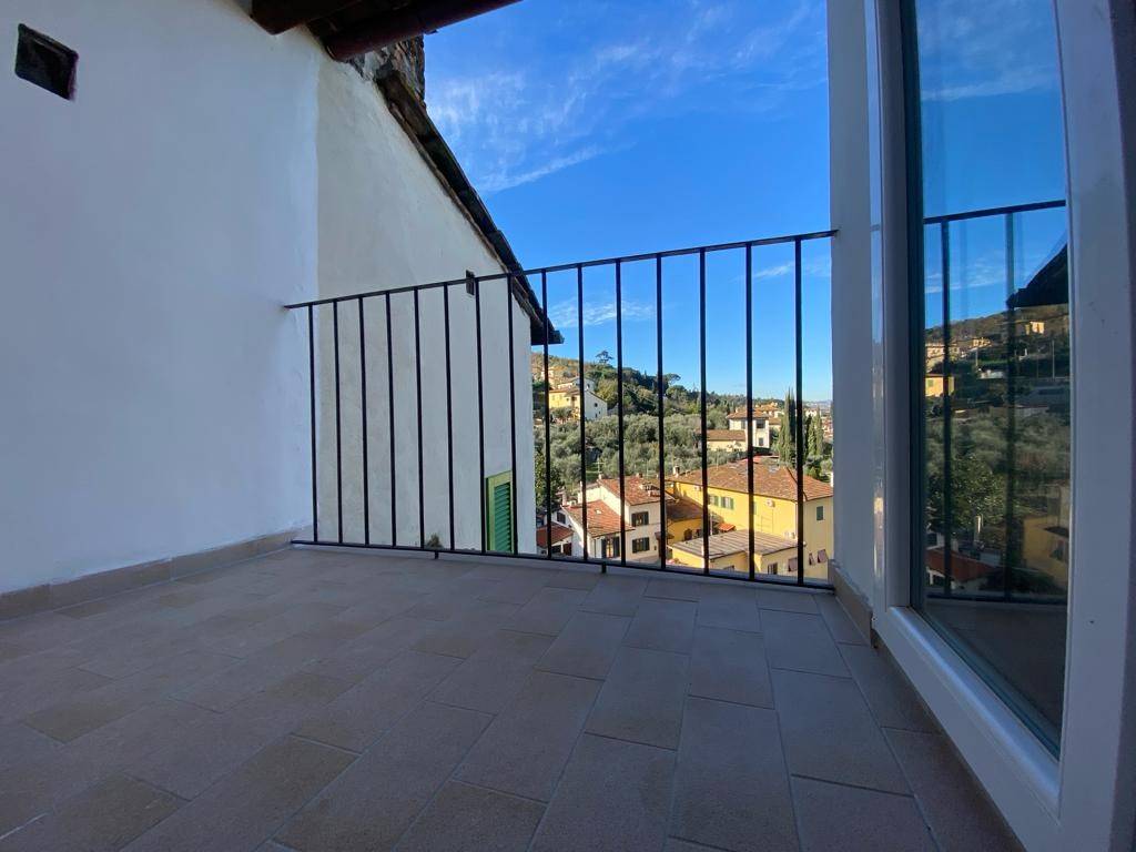 appartamento in affitto a Lastra a Signa