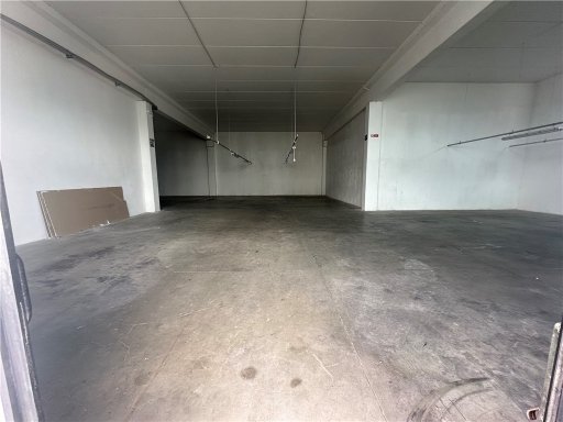 negozio in affitto a Montelupo Fiorentino