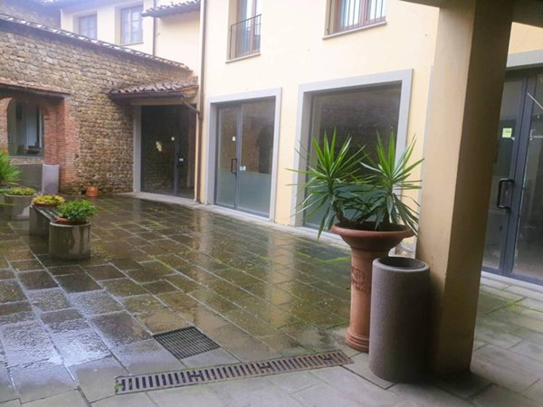 negozio in affitto a Montelupo Fiorentino