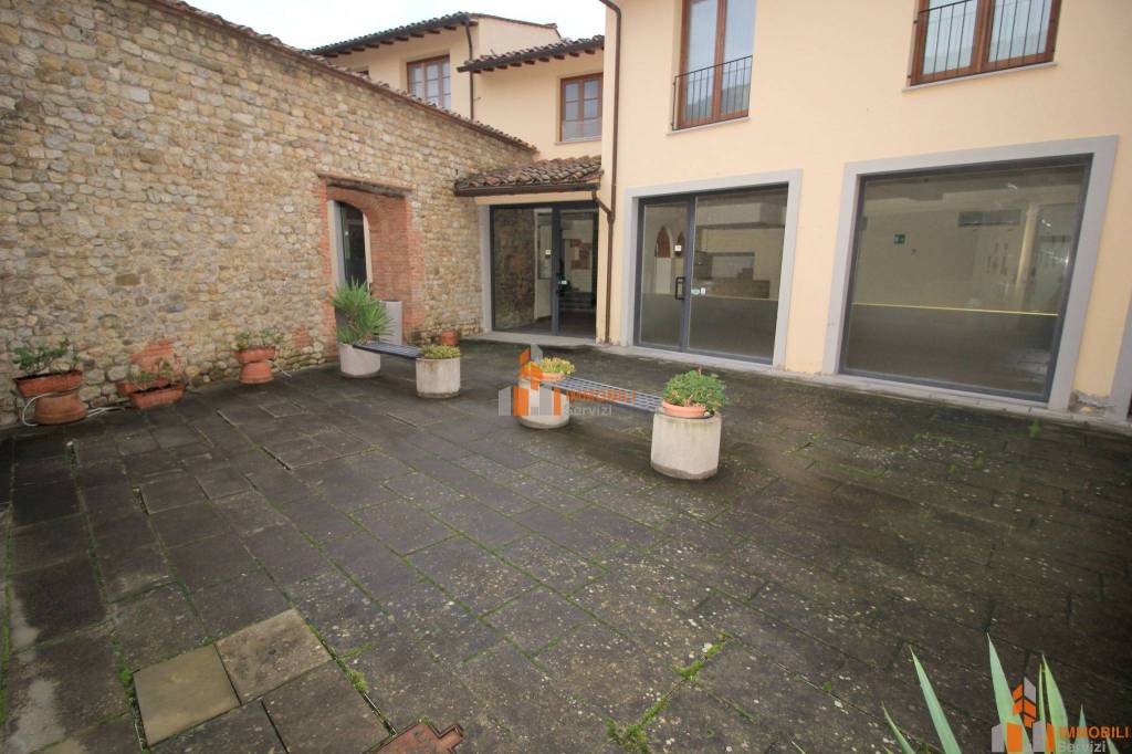 negozio in affitto a Montelupo Fiorentino
