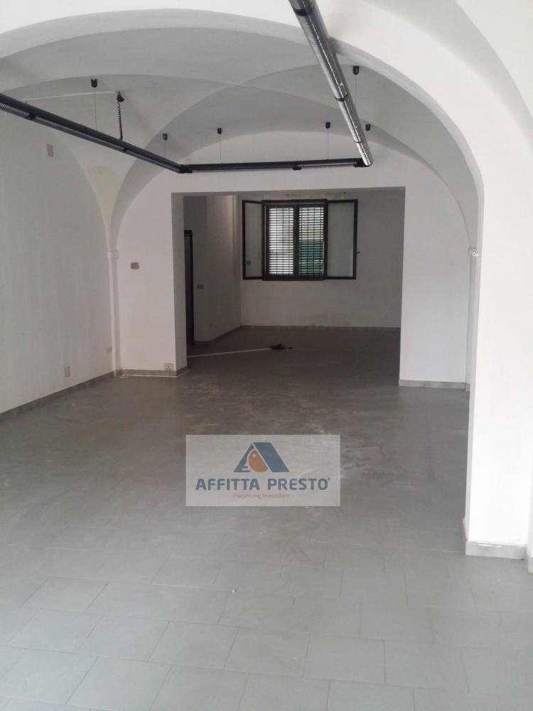 negozio in affitto a Montelupo Fiorentino