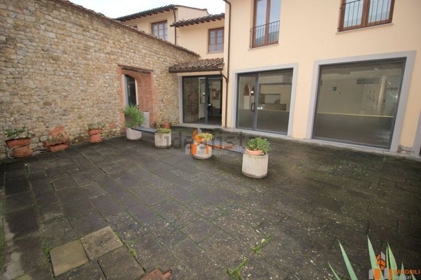 negozio in affitto a Montelupo Fiorentino