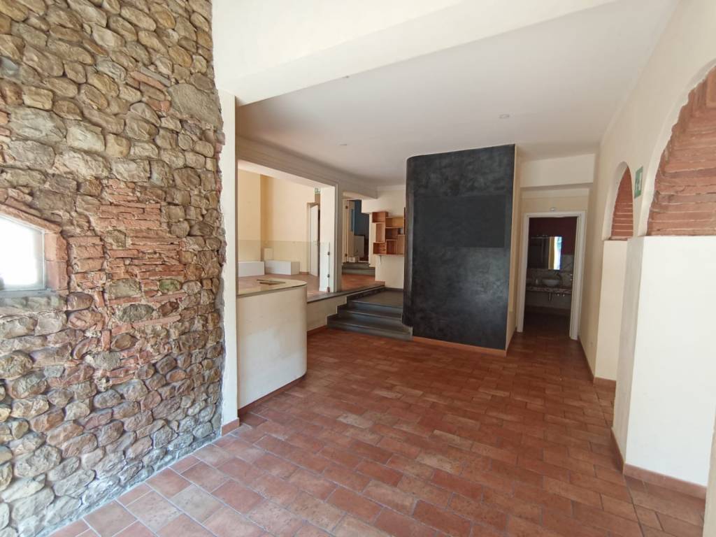 negozio in affitto a Montelupo Fiorentino