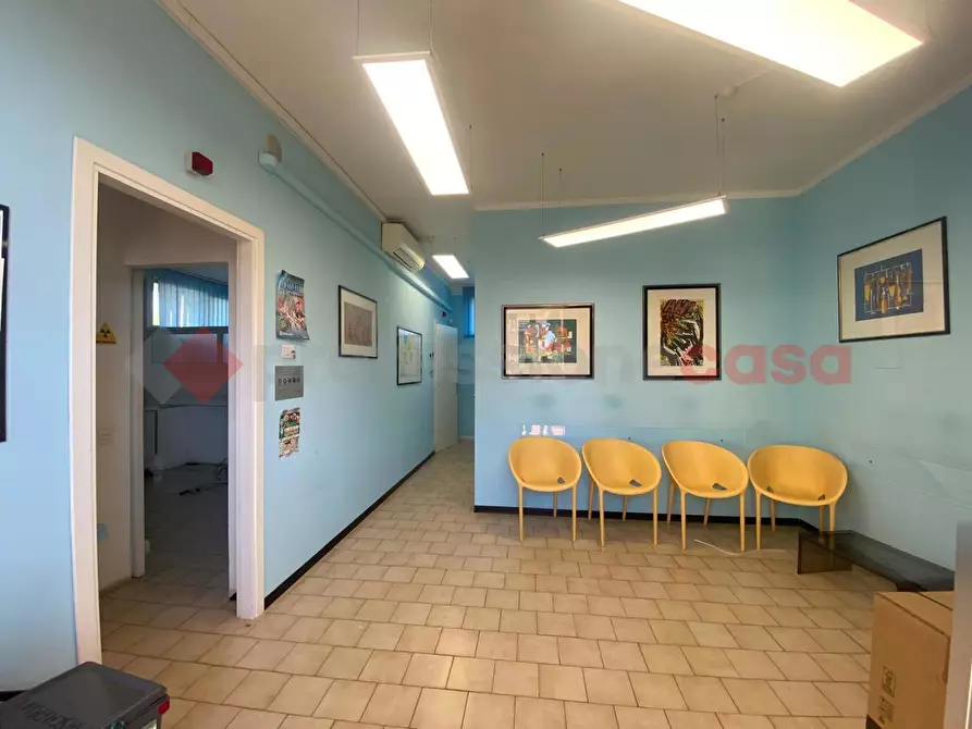 negozio in affitto a Montelupo Fiorentino in zona Fibbiana