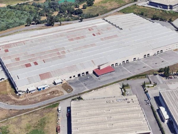 locale commerciale in affitto a Montelupo Fiorentino