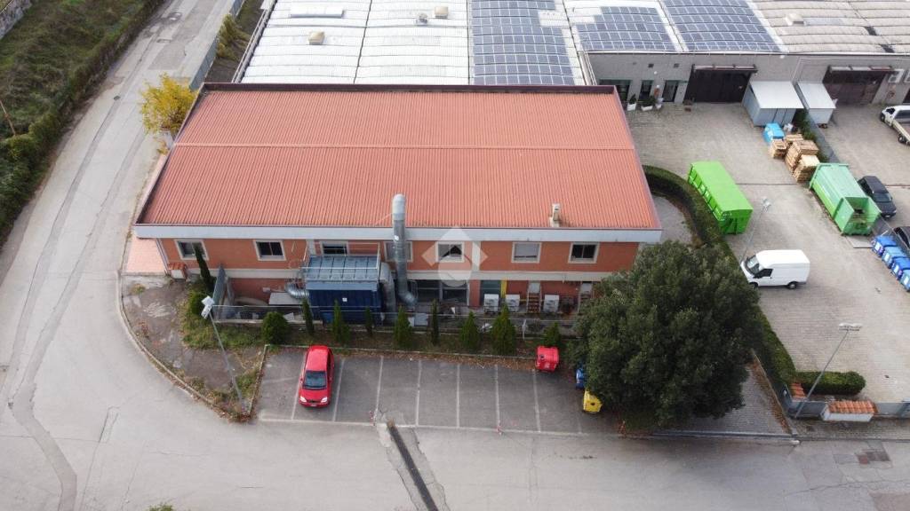 locale commerciale in affitto a Pelago