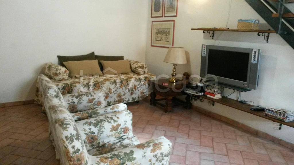appartamento in affitto a Pelago in zona San Francesco
