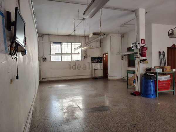 locale commerciale in affitto a Pelago in zona San Francesco