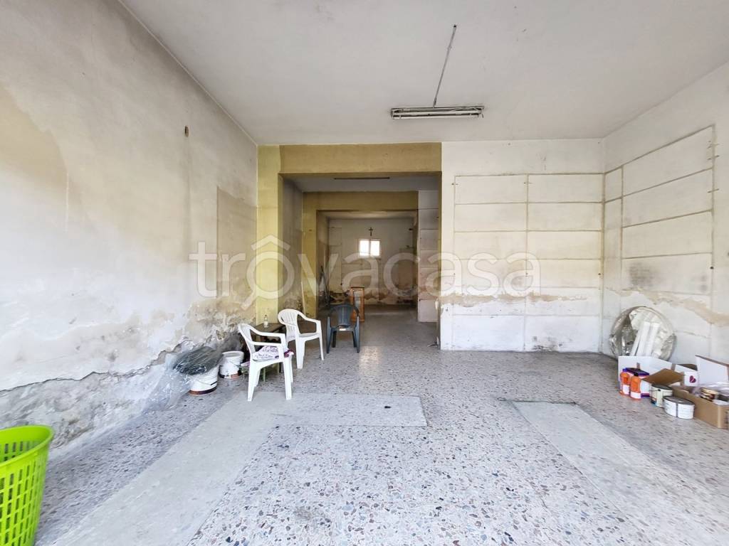 negozio in affitto a Pontassieve