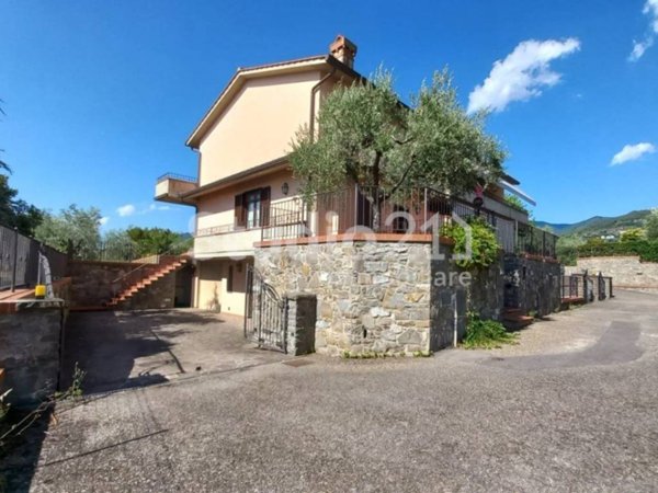casa indipendente in affitto a Reggello in zona Cascia