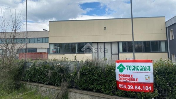 capannone in affitto a Reggello