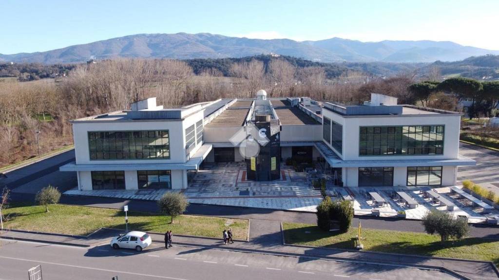 negozio in affitto a Rignano sull'Arno