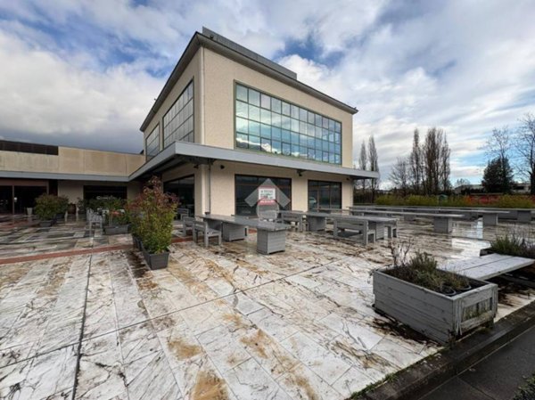 negozio in affitto a Rignano sull'Arno