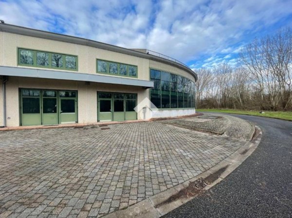 negozio in affitto a Rignano sull'Arno