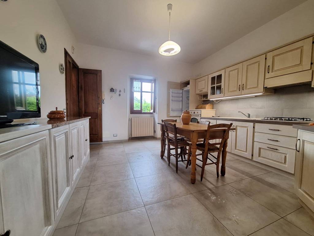 appartamento a San Casciano in Val di Pesa in zona Mercatale in Val di Pesa