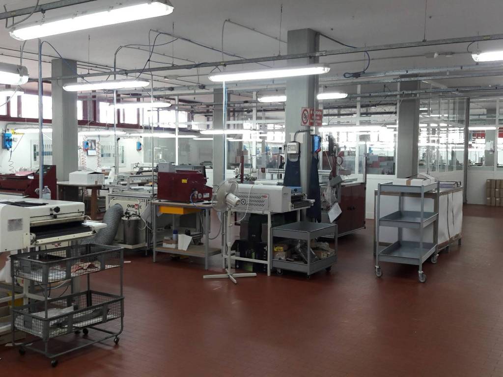 capannone in affitto a Scandicci