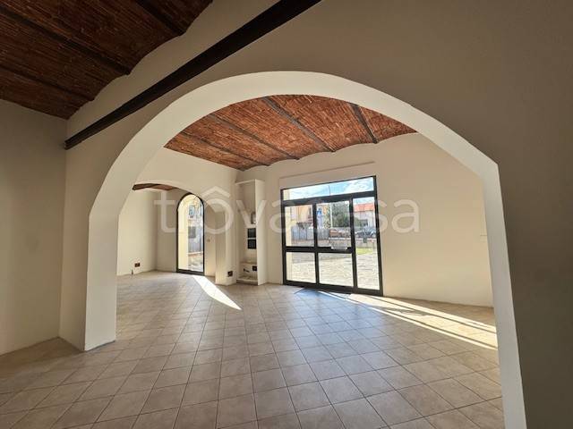 negozio in affitto a Scandicci in zona Ponte a Greve