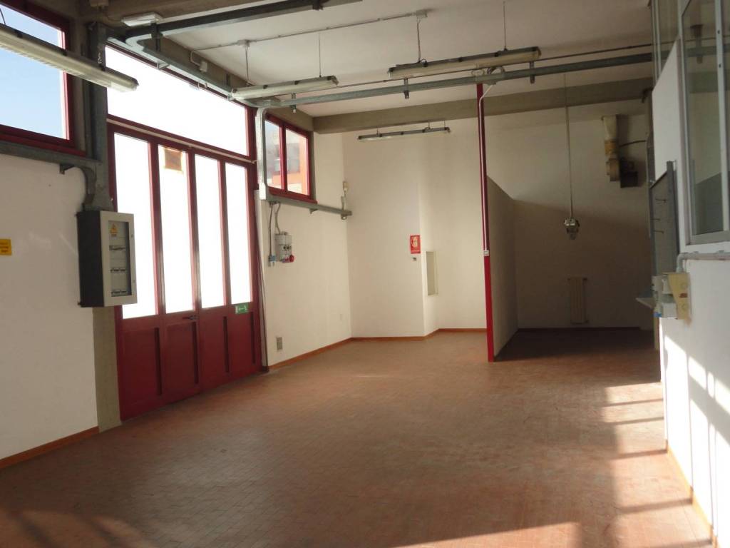 ufficio in affitto a Scandicci in zona Casellina