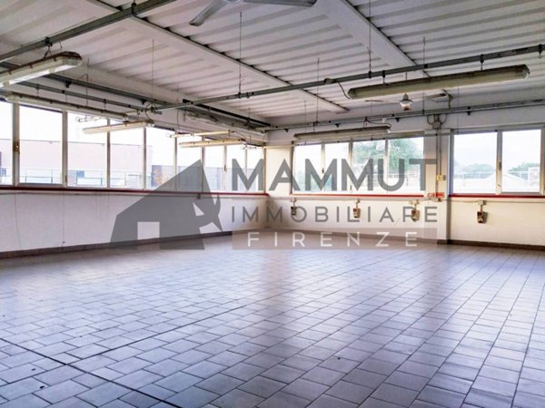locale commerciale in affitto a Scandicci