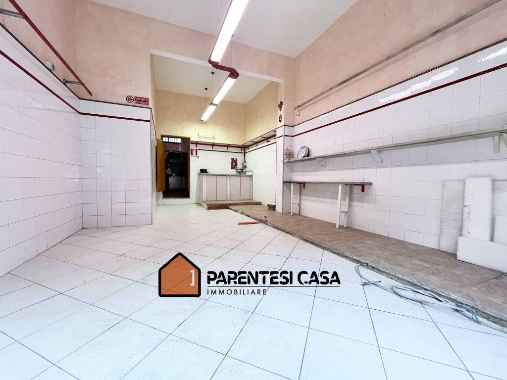 negozio in affitto a Scandicci in zona San Giusto