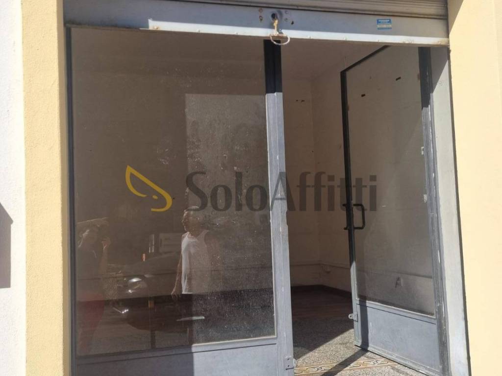 negozio in affitto a Scandicci in zona Casellina