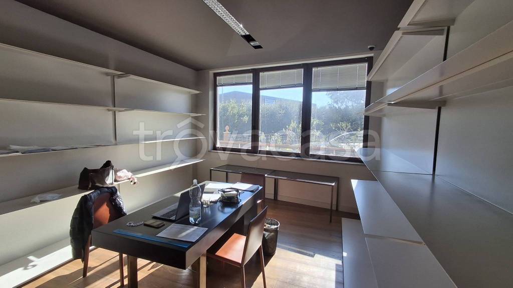 ufficio in affitto a Scandicci