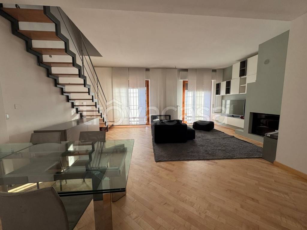 appartamento in affitto a Scandicci in zona Casellina