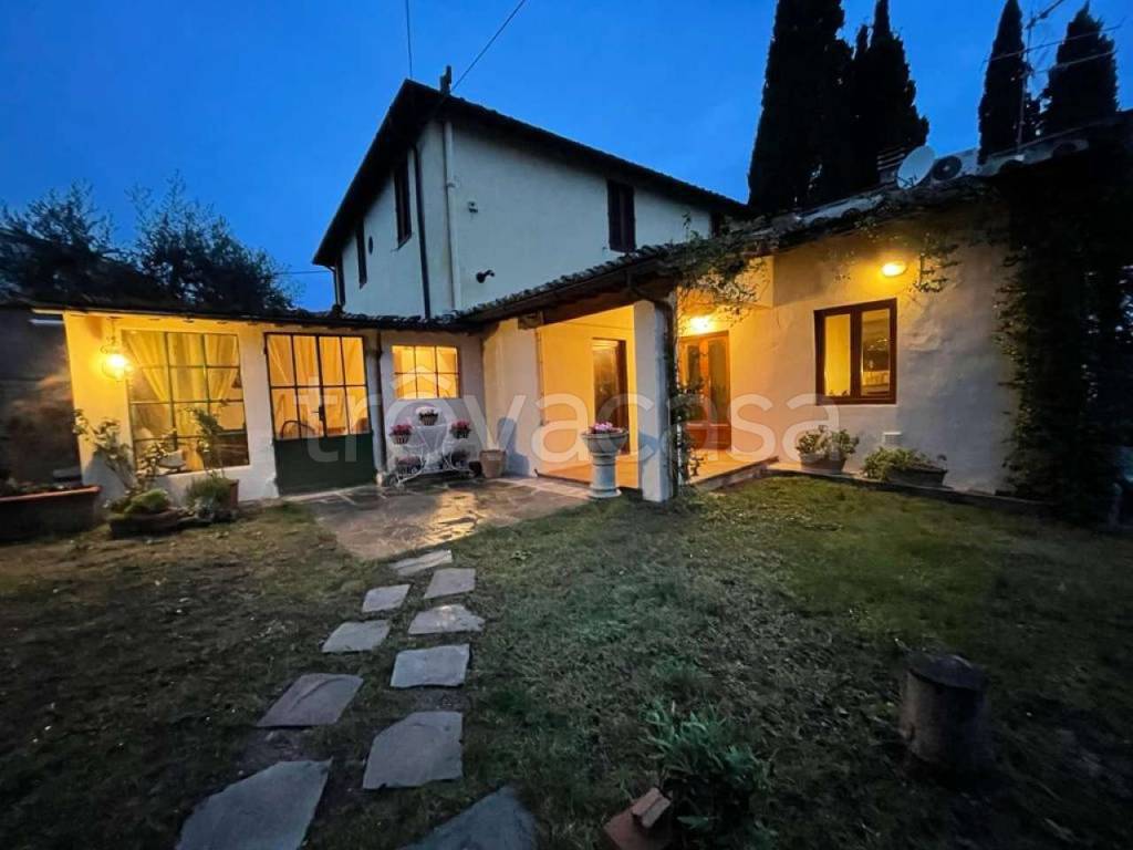 casa indipendente in affitto a Scandicci in zona San Martino alla Palma