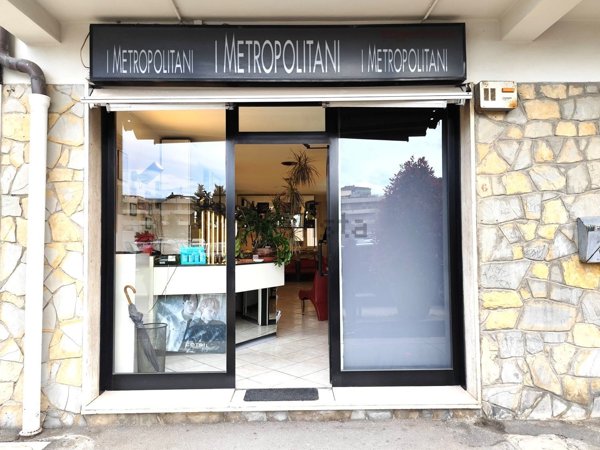 negozio in affitto a Scandicci
