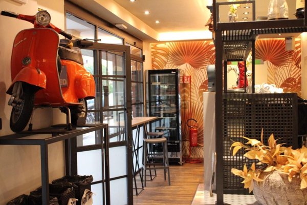 negozio in affitto a Scandicci