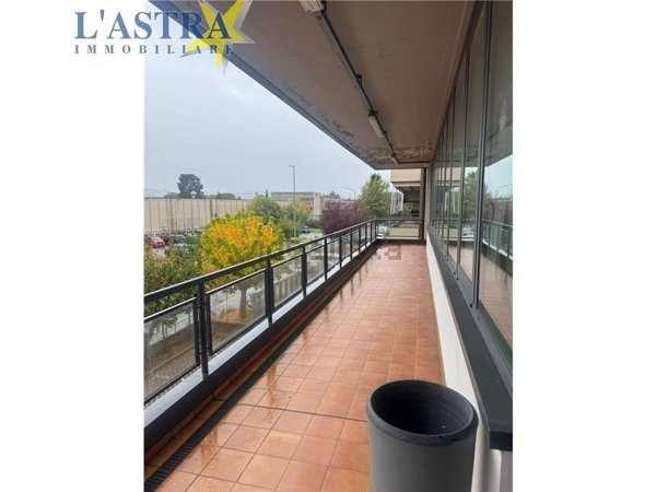 capannone in affitto a Scandicci in zona Casellina