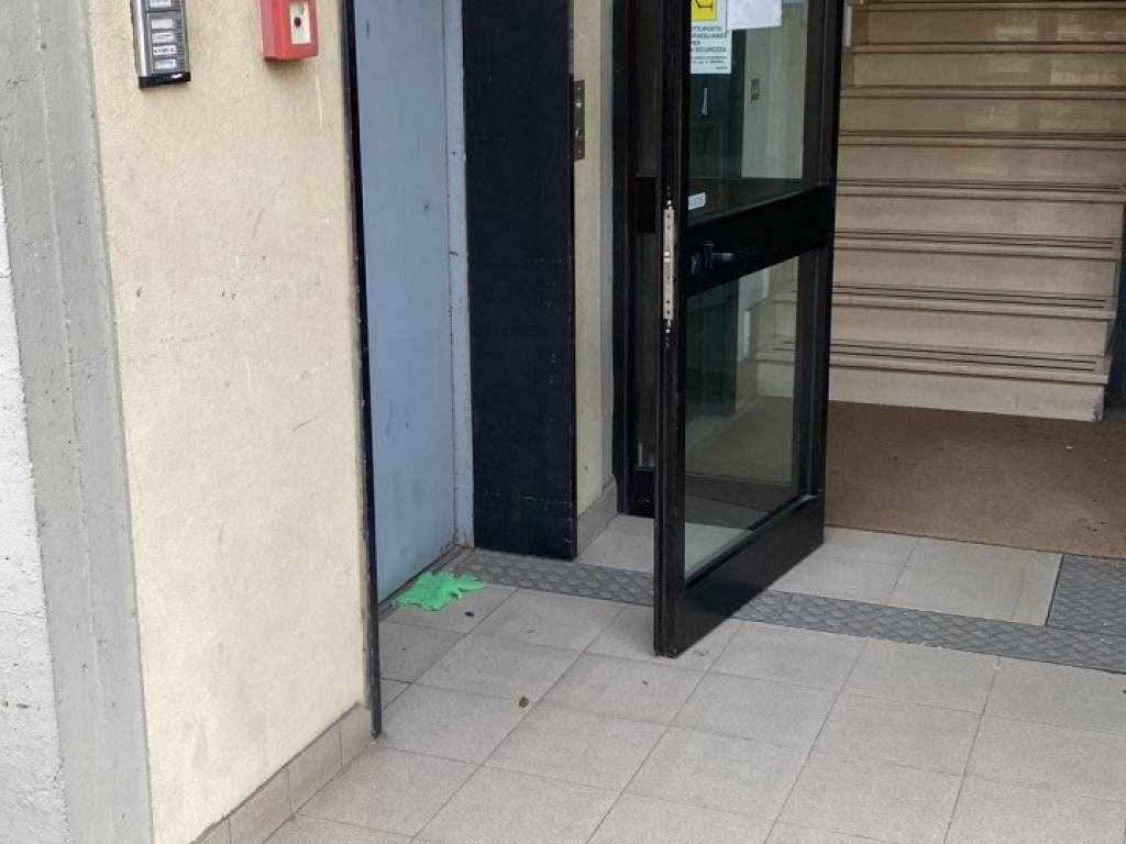 negozio in affitto a Scandicci