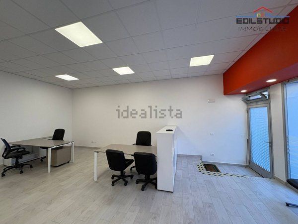 ufficio in affitto a Scandicci