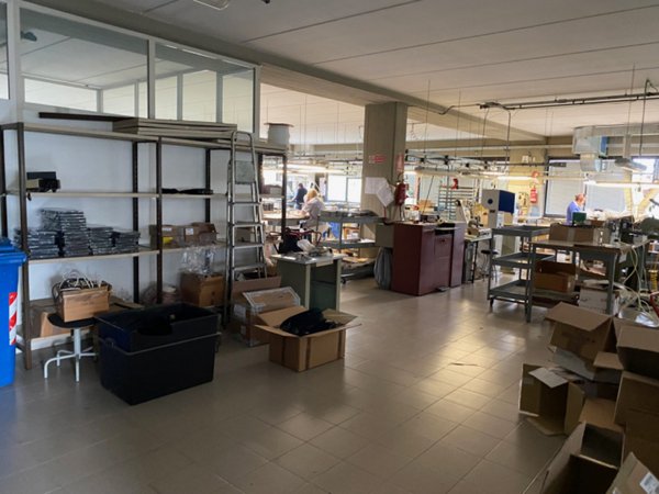 locale commerciale in affitto a Scandicci in zona Casellina