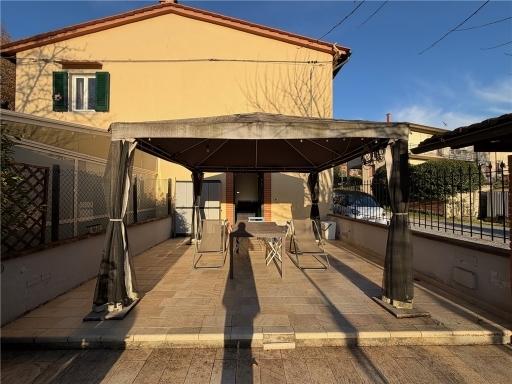 appartamento in affitto a Scandicci in zona San Vincenzo a Torri