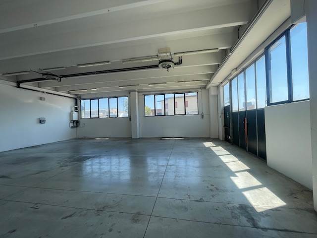 capannone in affitto a Scandicci