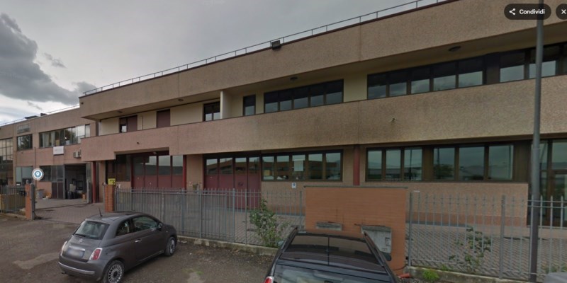 locale commerciale in affitto a Scandicci in zona Casellina