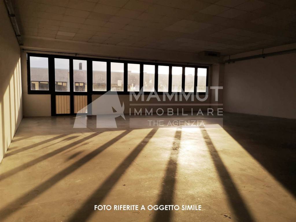 locale commerciale in affitto a Scandicci
