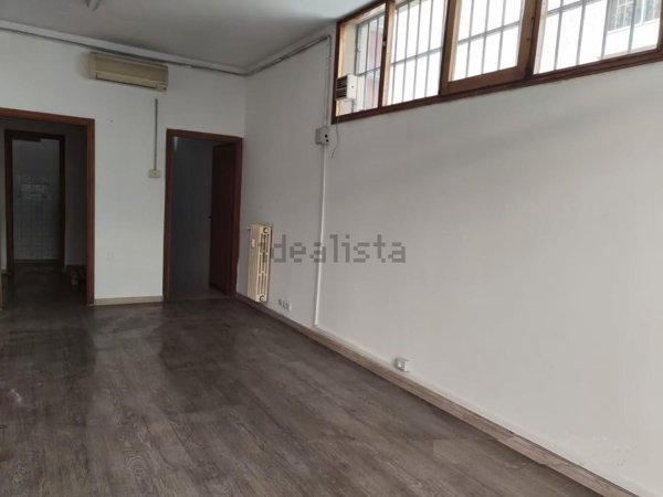 locale commerciale in affitto a Scandicci