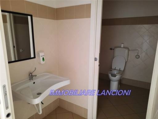 ufficio in affitto a Scandicci