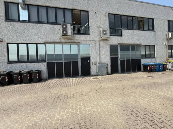 locale commerciale in affitto a Scandicci