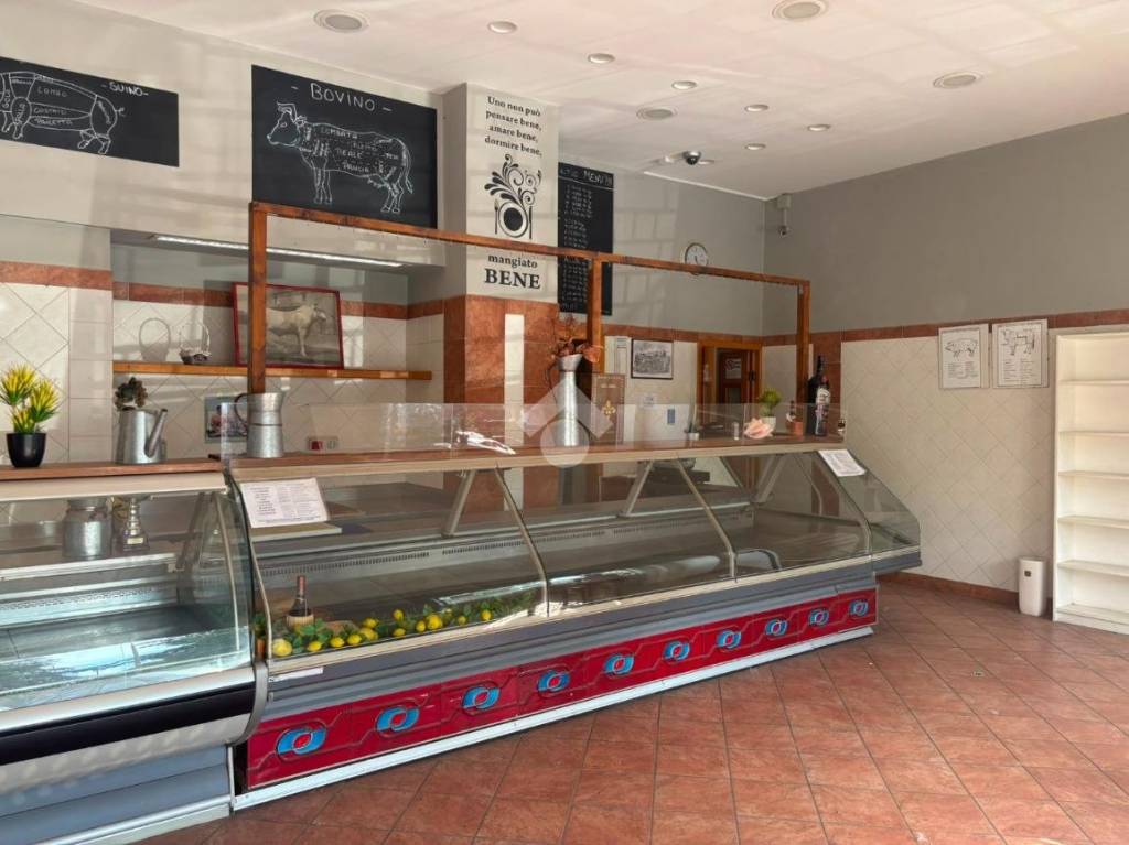 negozio in affitto a Scandicci in zona San Giusto