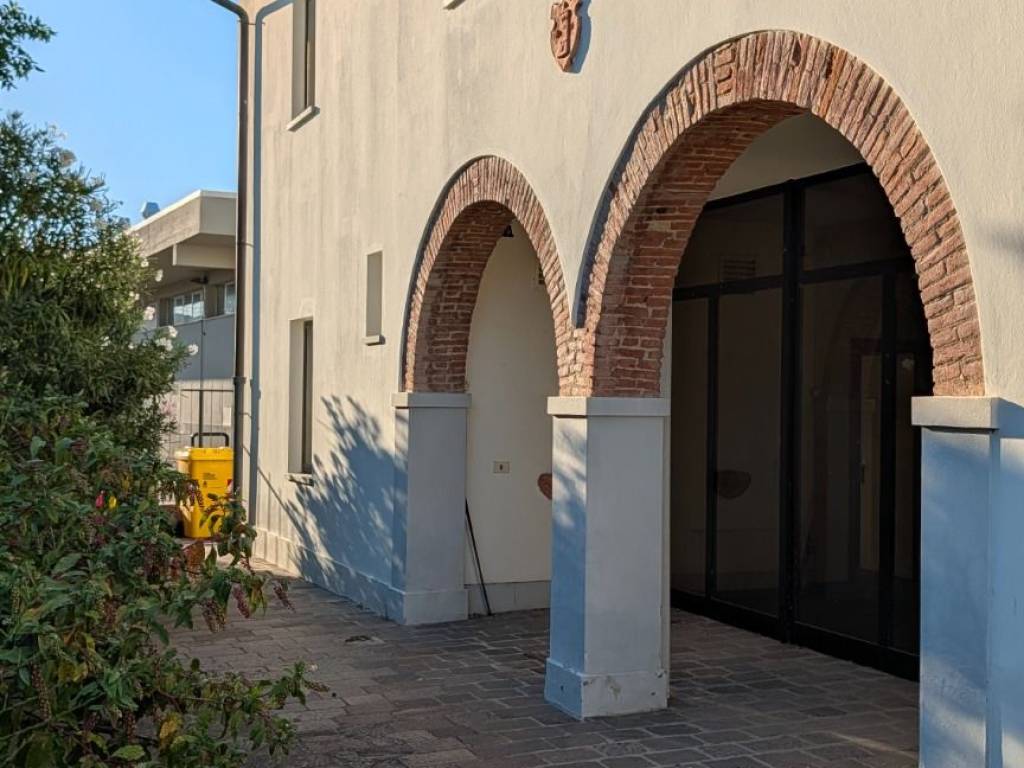 ufficio in affitto a Scandicci in zona Casellina