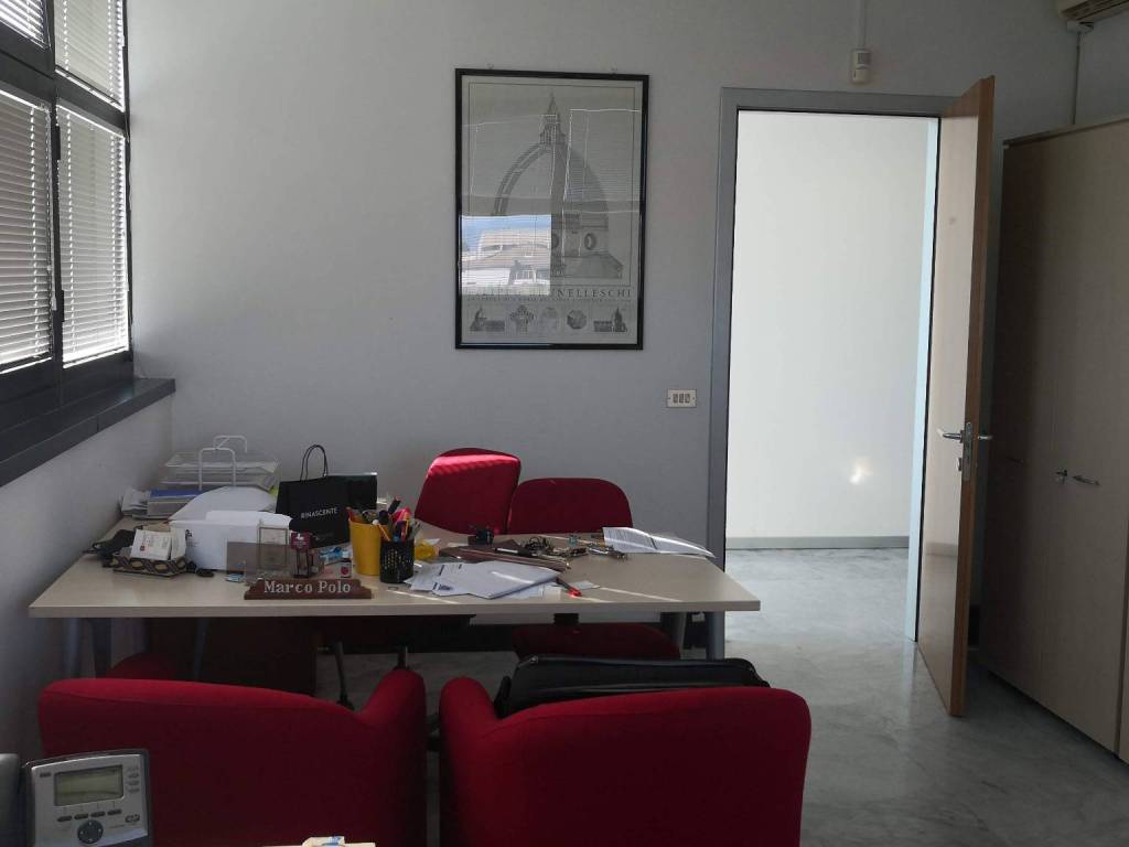 ufficio in affitto a Sesto Fiorentino in zona Osmannoro
