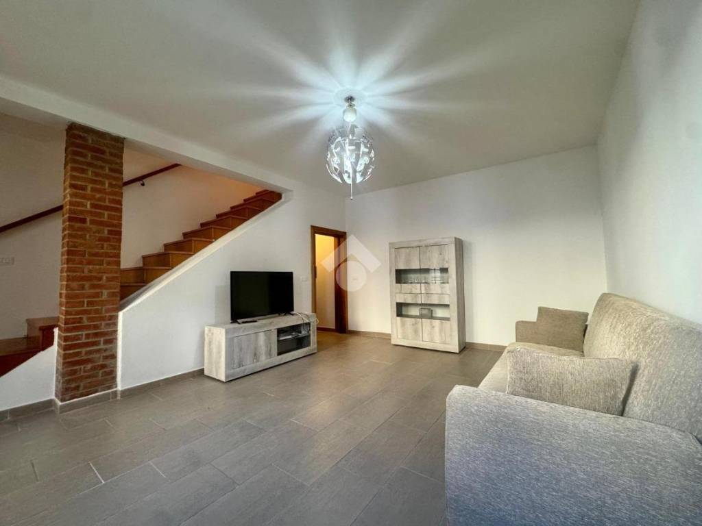 casa indipendente in affitto a Sesto Fiorentino
