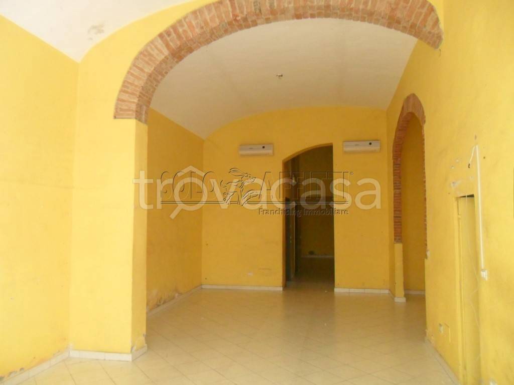 negozio in affitto a Sesto Fiorentino