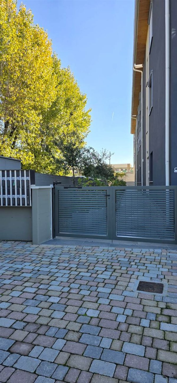 negozio in affitto a Sesto Fiorentino