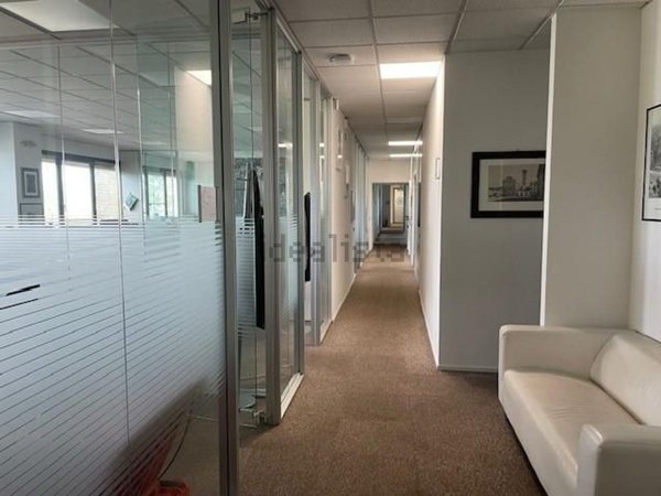 ufficio in affitto a Sesto Fiorentino in zona Osmannoro